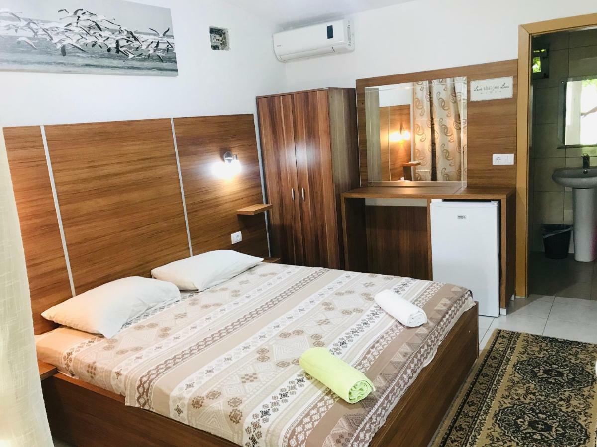 Flamingo Cottage Ulcinj Esterno foto